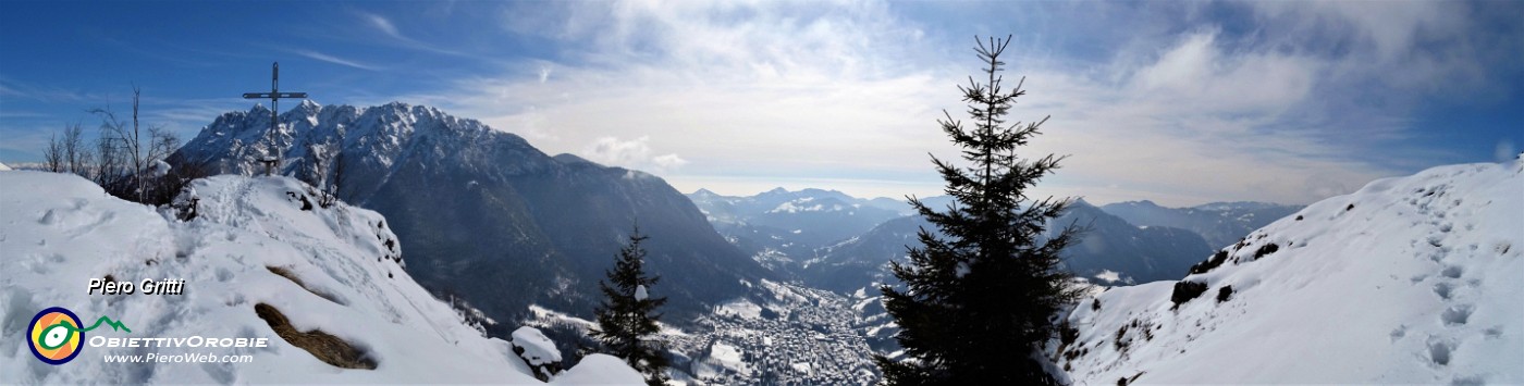 52 Panoramica dal Monte Castello a sud.jpg